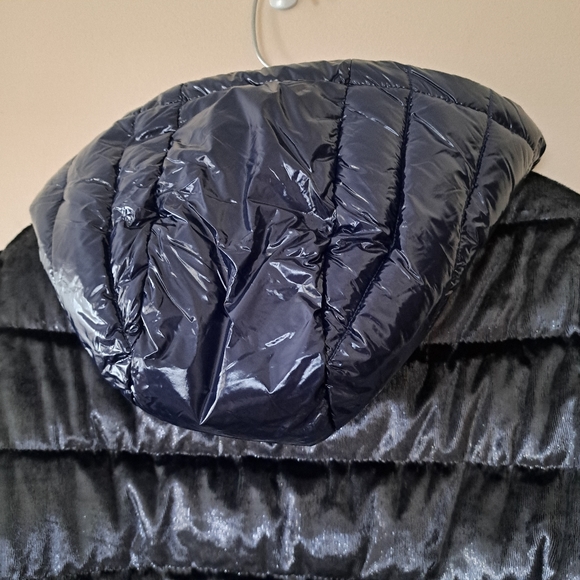 Invicta Blue Winter Fitted Hooded Puffer - Picture 8 of 8